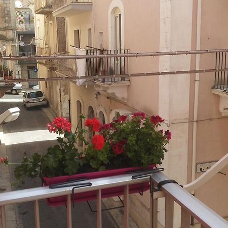 Casa Sant'Anna Apartment Ragusa Bagian luar foto