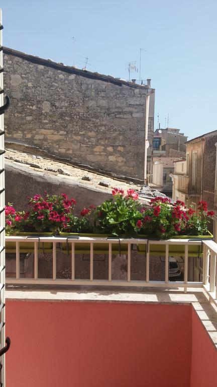 Casa Sant'Anna Apartment Ragusa Bagian luar foto